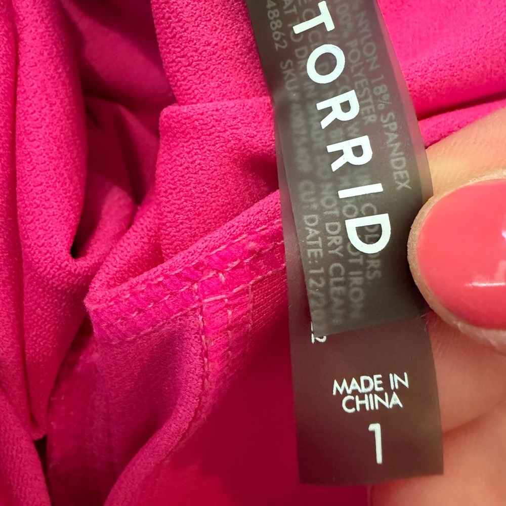Torrid hot pink swimsuit dress - Picture 5 of 5